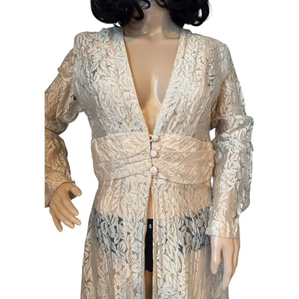 Vintage 1960s French Lace Gown Robe • Centre National du Costume medium
